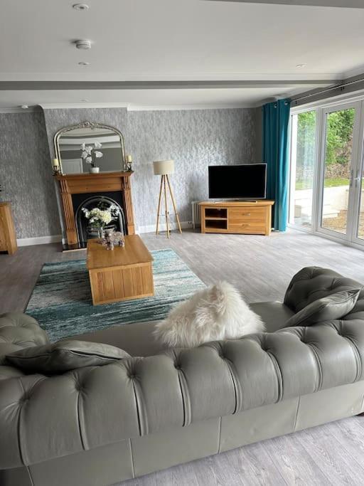 Cameron Coach House Modern Property In Murrayfield Единбург Екстериор снимка