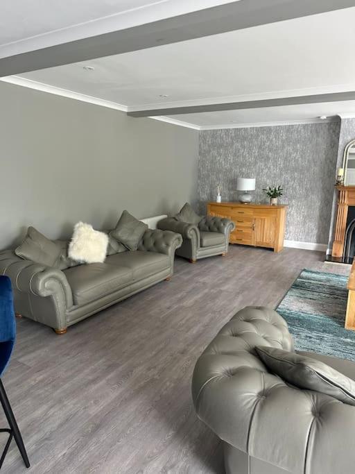 Cameron Coach House Modern Property In Murrayfield Единбург Екстериор снимка