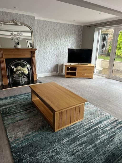Cameron Coach House Modern Property In Murrayfield Единбург Екстериор снимка