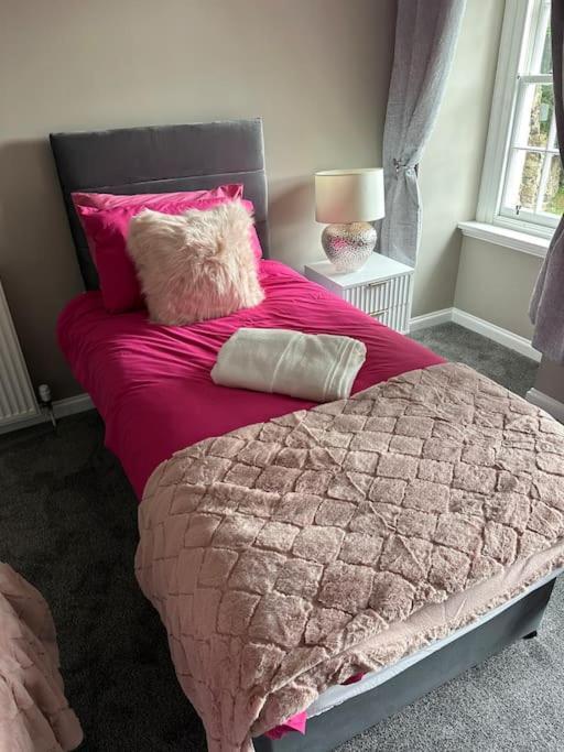 Cameron Coach House Modern Property In Murrayfield Единбург Екстериор снимка